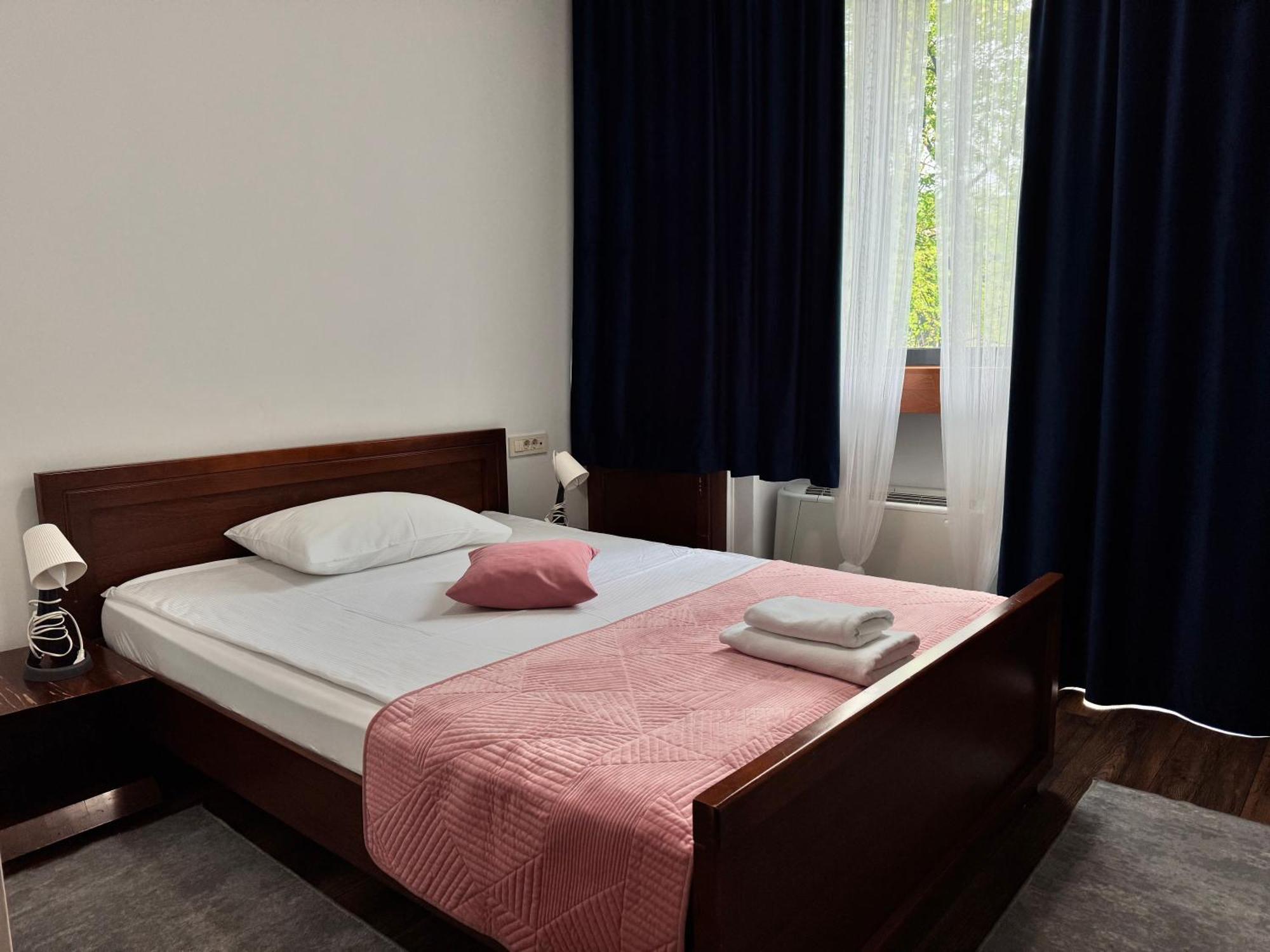 Hotel Paviljon Bihać Extérieur photo