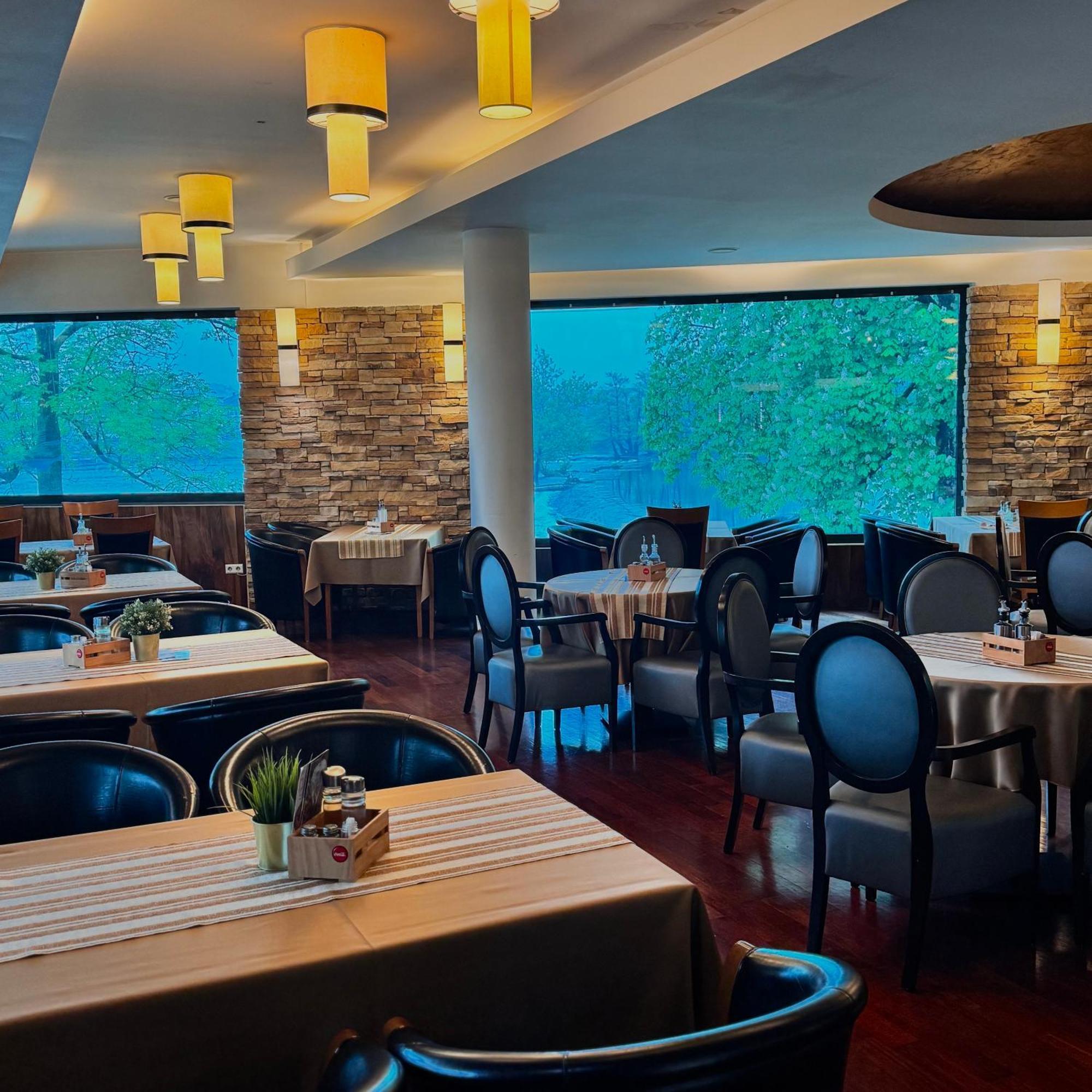 Hotel Paviljon Bihać Extérieur photo