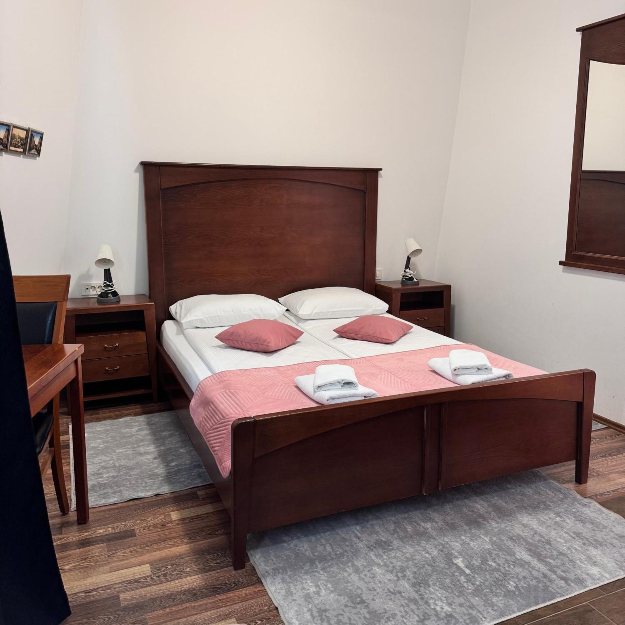 Hotel Paviljon Bihać Extérieur photo